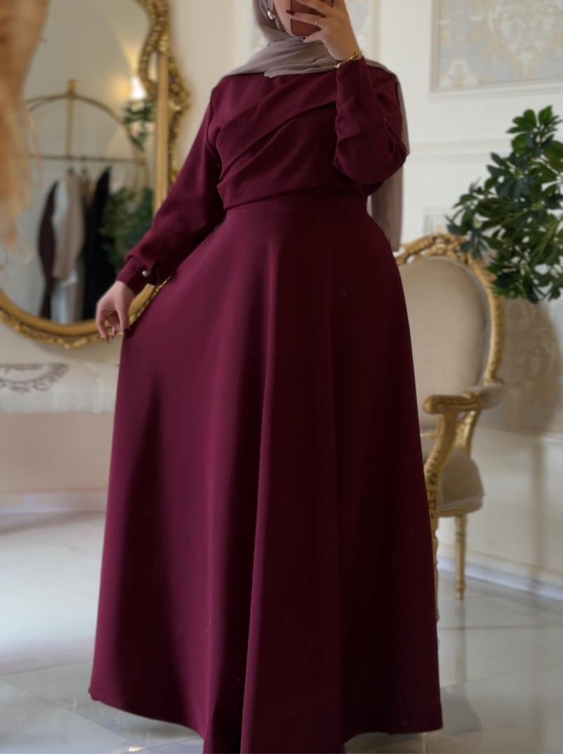 Robe Leena